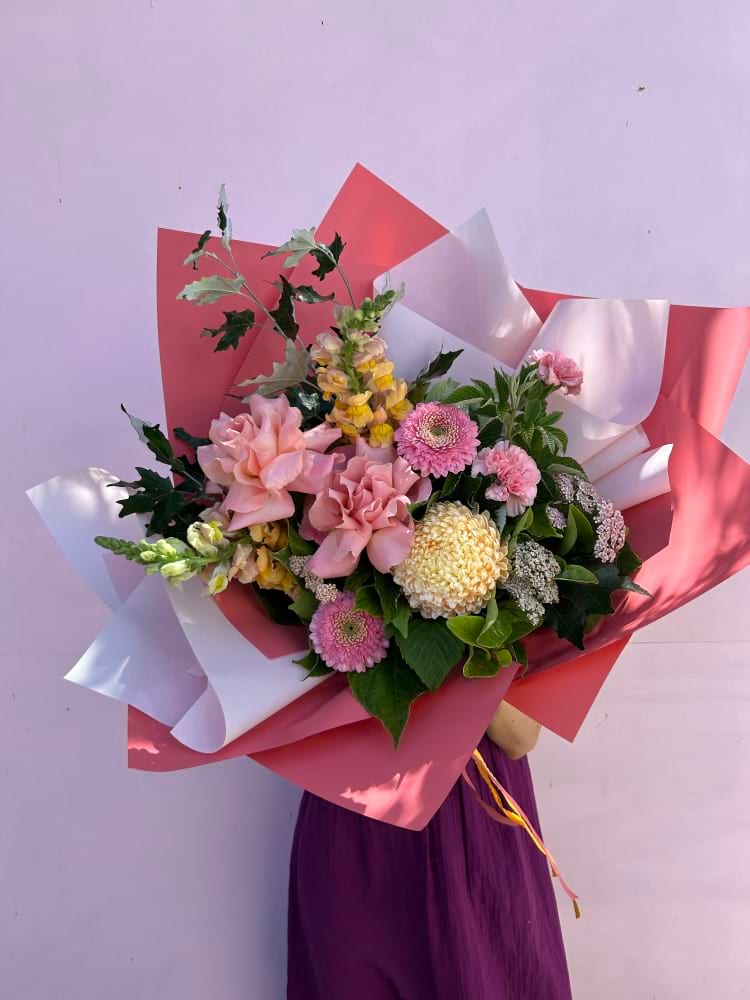 Presentedwith our signature luxe wrap and tied with playful ribbons, itâ€™s the ideal size for a Valentineâ€™s surprise that says, â€œYou mean the world to meâ€ without saying a word.  Perfect for date nights, heartfelt gestures, or simply spreading the love this Valentineâ€™s Day. ðŸ’•